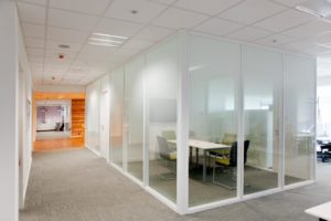 Алюминиевая перегородка Alutech GFTD688