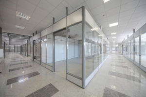 Стационарная алюминиевая перегородка